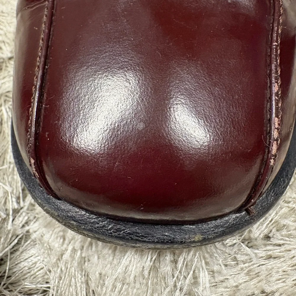 Vintage Gucci Dark Red Loafers with Silver Gucci accent - Picture 6 of 13